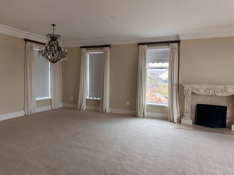 To Let 4 Bedroom Property for Rent in Fish Hoek Western Cape